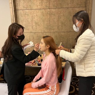 <럭셔리브랜드모델어워즈패션쇼> 메이크업/헤어 현장실습